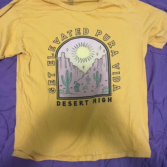 Pura Vida T-Shirt - Picture 1 of 2